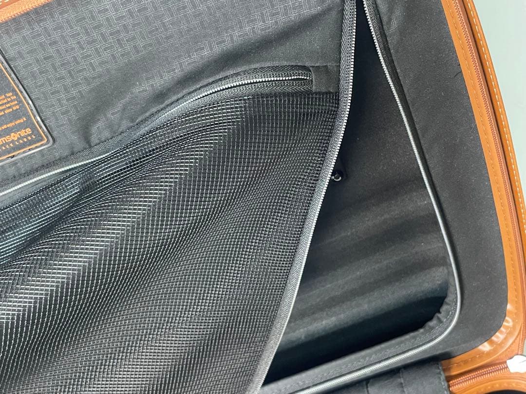 Samsonite コスモライト Spinner 55/20 ブラックレーベル