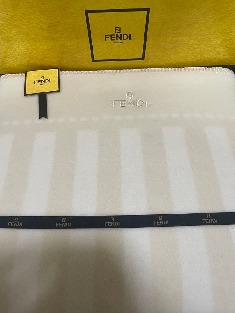 FENDI フェンディ ウール 毛布 未使用