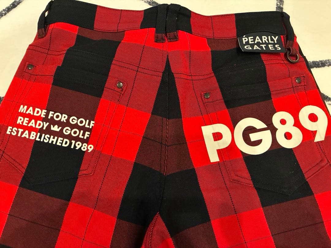 週末限定価格 パーリーゲイツ　パンツ　赤黒チェック　サイズ3