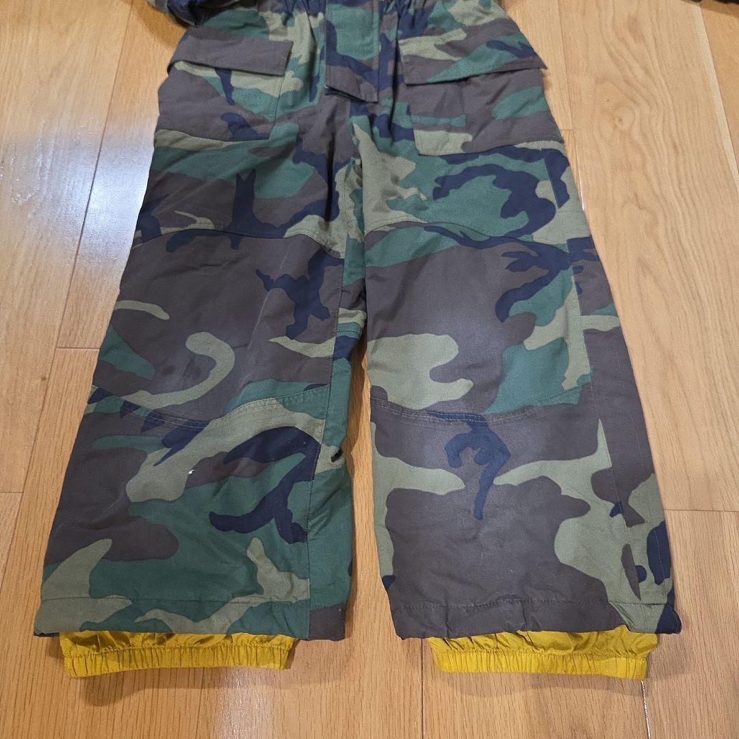 THE NORTH FACE 迷彩柄 子ども用スキーウェア