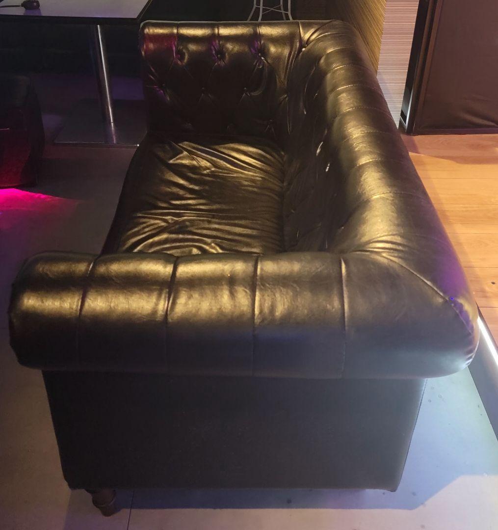 MA様 2個セット 2人掛 黒革 高級アンティークチェスターフィールドソファー