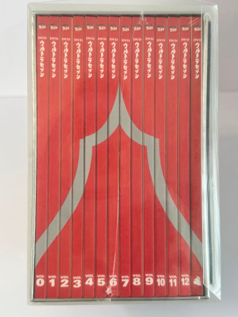【新品・未開封・初回生産限定 】DVDウルトラセブンコレクターズBOX 13枚組