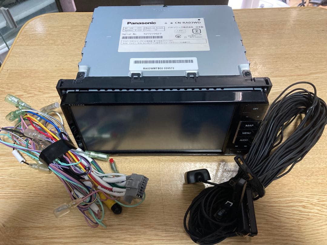 Panasonic CN-RA03WD 地デジ　Bluetooth 対応