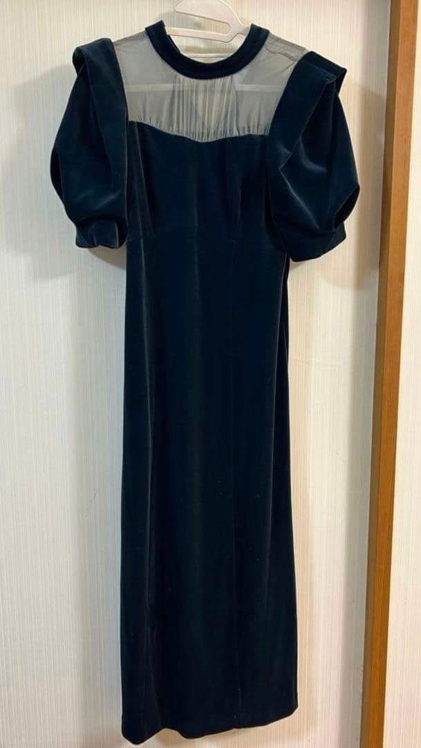 【お値下げ中】LILY BROWN シアーネックベロアドレス　0サイズ
