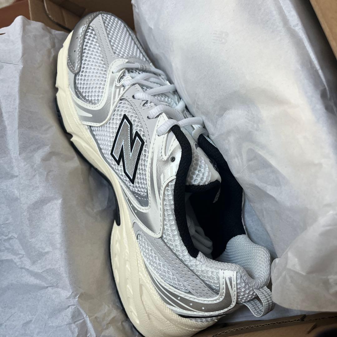 靴 New Balance MR530TA 23.5cm