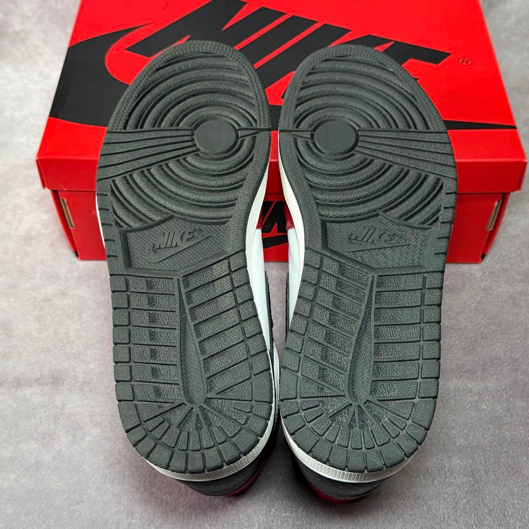 WMNS AIR JORDAN 1 HIGH OG SATIN RED　　N18