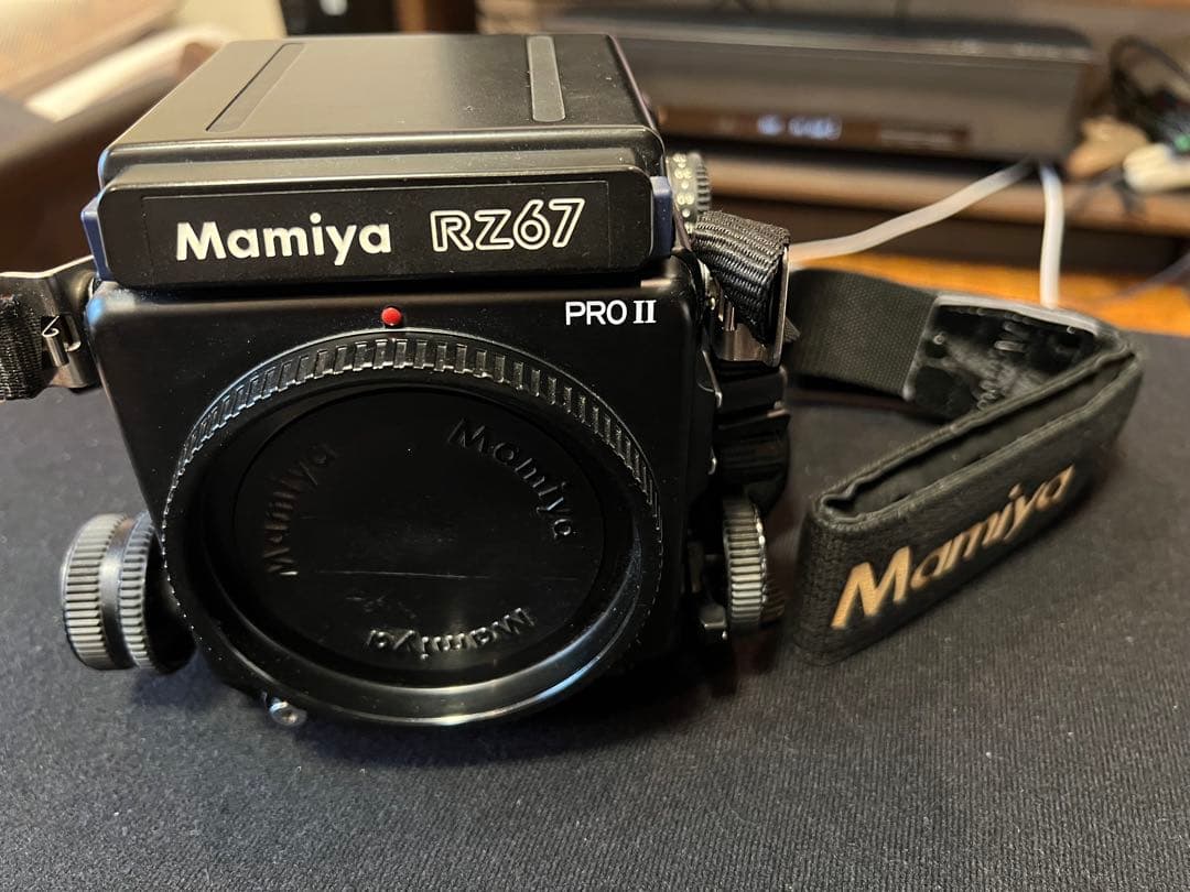 【芦澤様】Mamiya RZ67 PRO II ボディ｜動作確認済 | 蛇腹良好