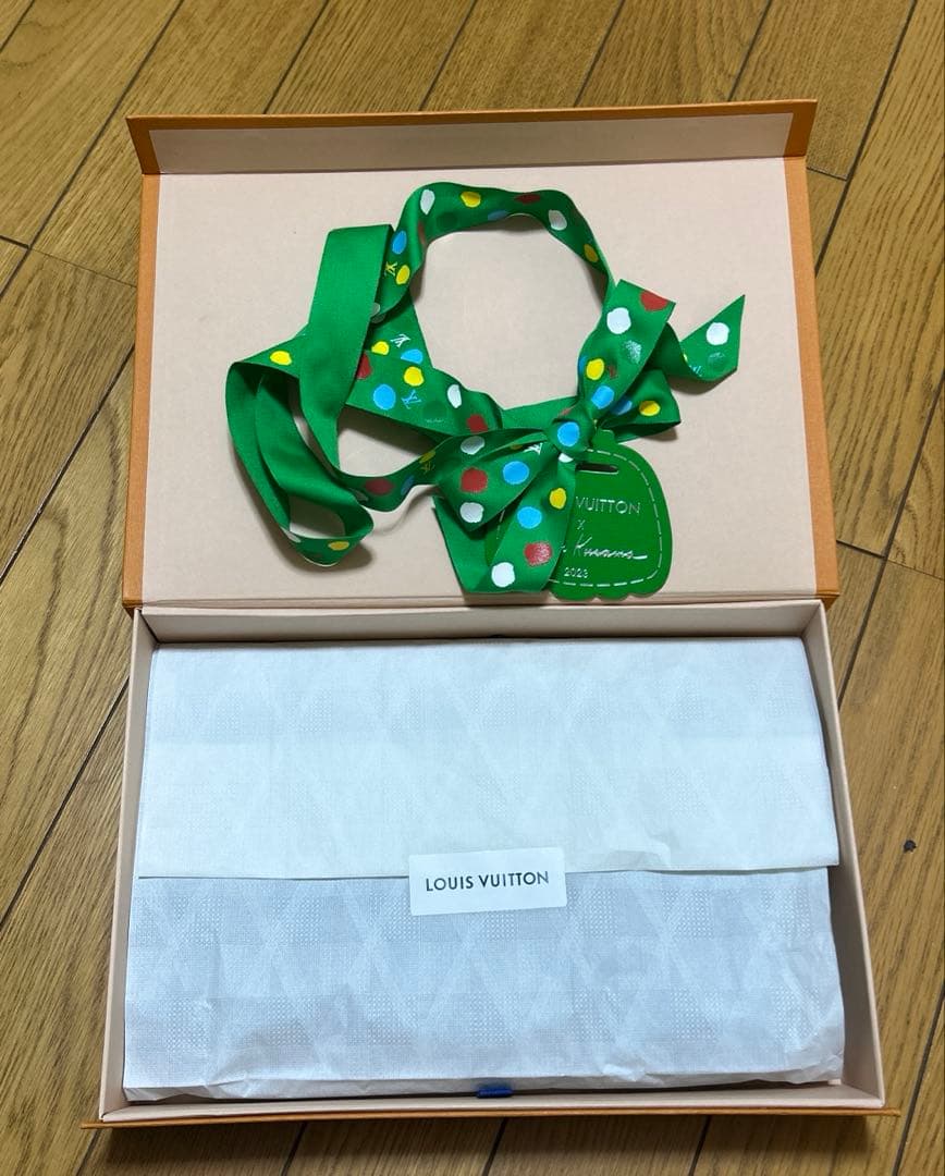 ルイヴィトン × 草間彌生 メンズ ストール 未使用品 レア スカーフ