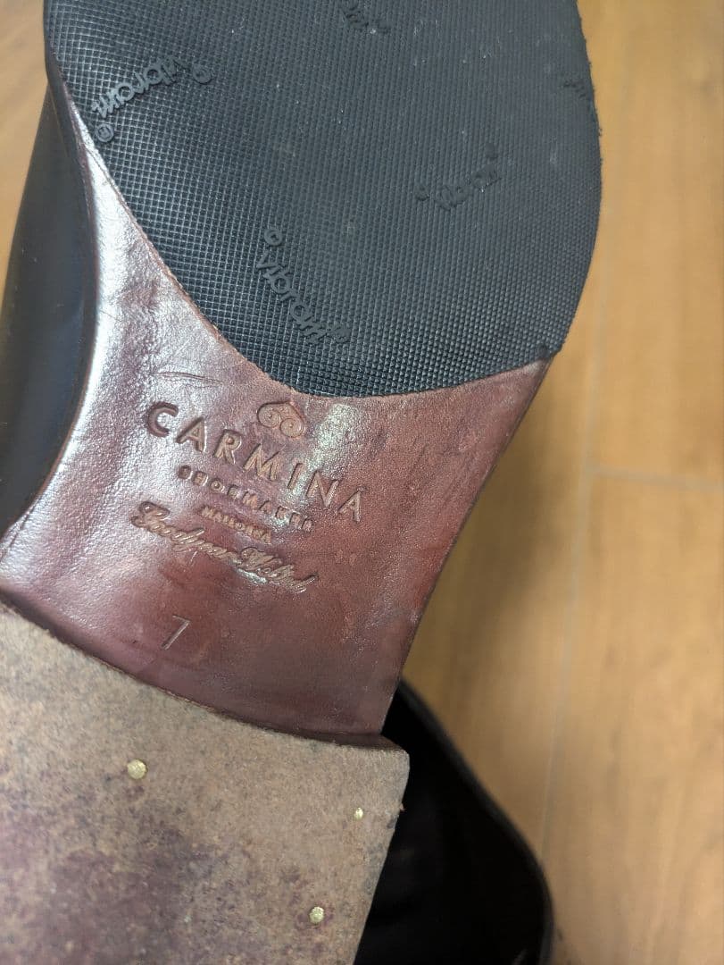 CARMINA ブラック メダリオン ドレスシューズ 7