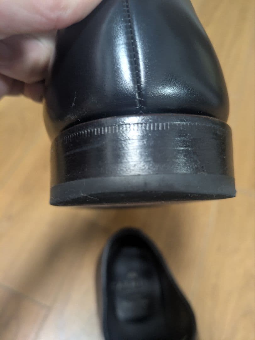 CARMINA ブラック メダリオン ドレスシューズ 7