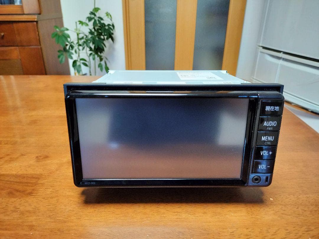 ☆良品☆ NSCDーW66（地図 2017年10月版） トヨタ純正ナビ ①