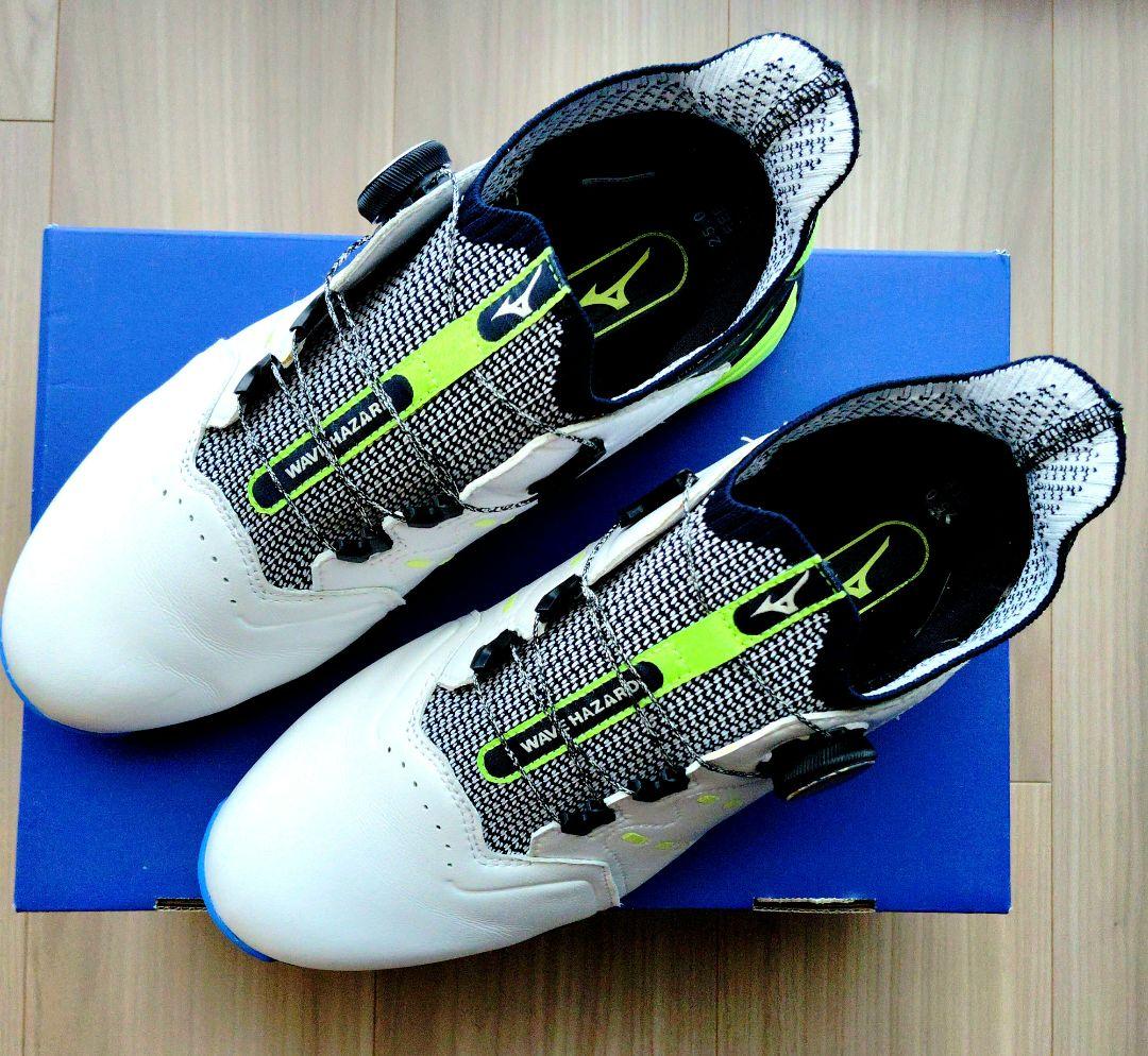 ミズノ ボアシステム搭載 ゴルフシューズ