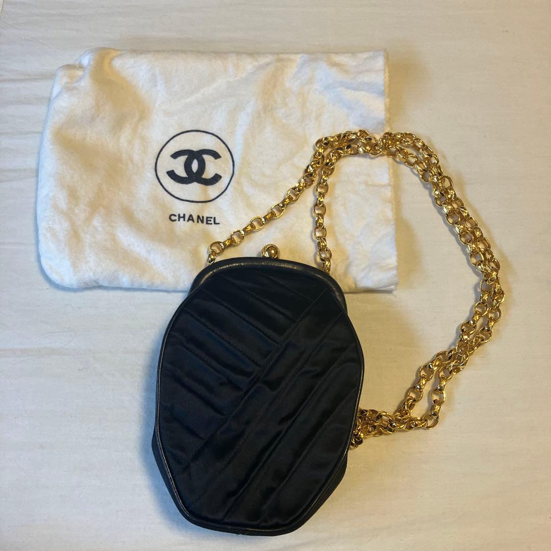 CHANEL ブラックレザー パーティーバッグ