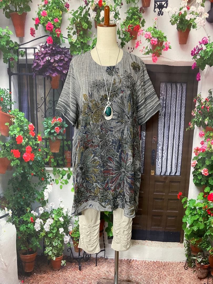 花938新品koibitomisaki 綿麻 刺繍付きAラインTU/951