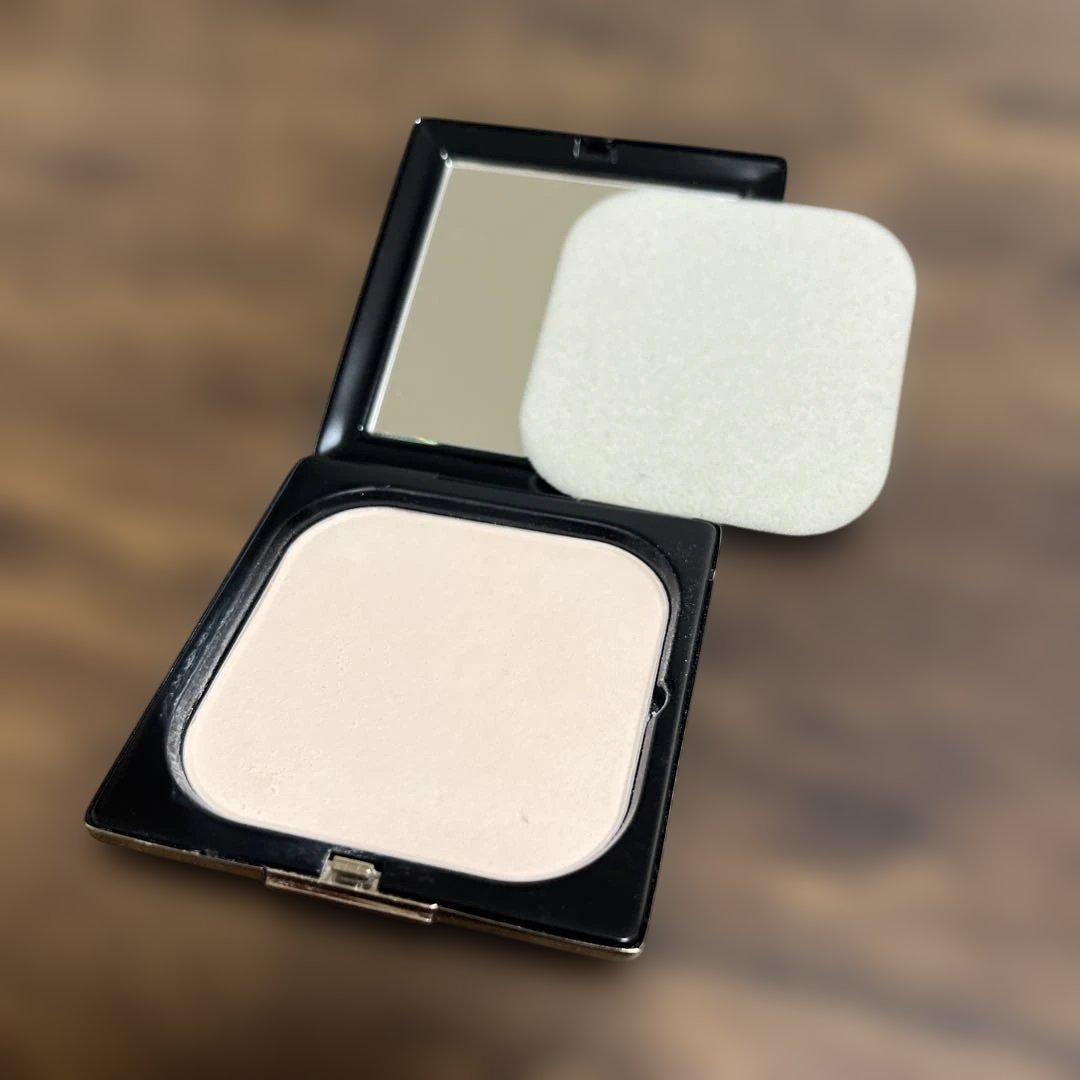 クレ・ド・ポーボーテ　エサンシエルn エレガントスリムのみ