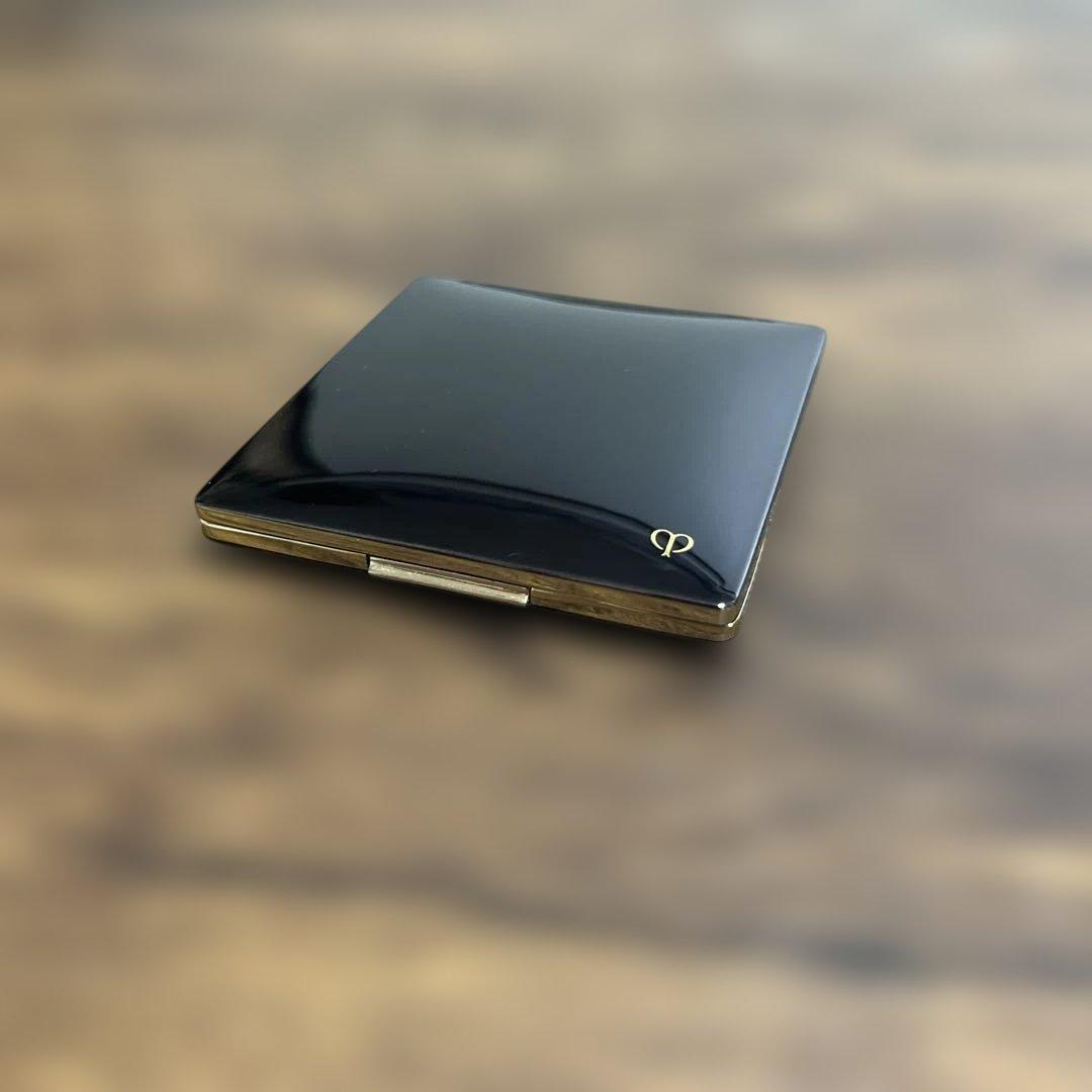 クレ・ド・ポーボーテ　エサンシエルn エレガントスリムのみ