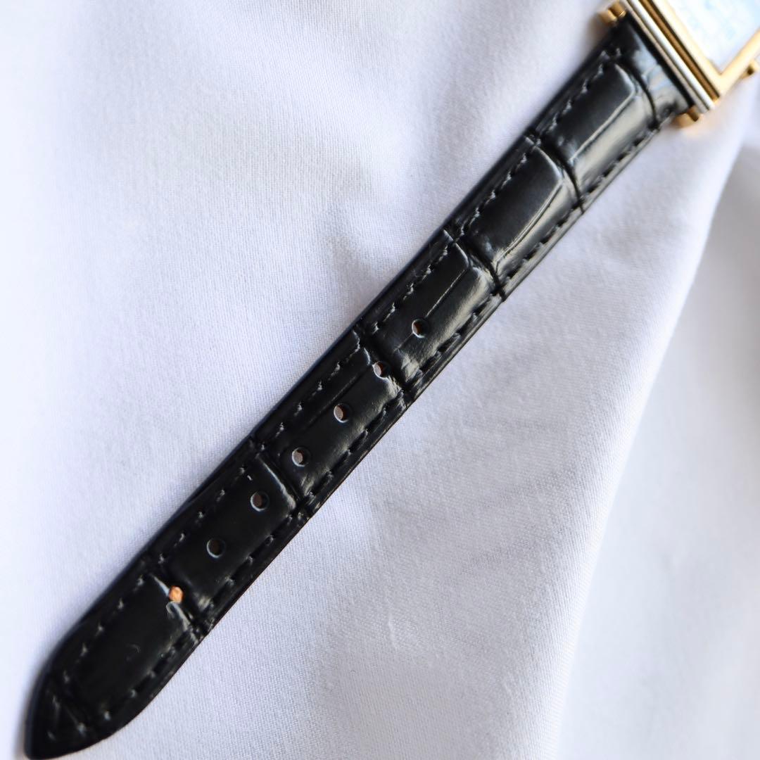 Yves Saint Laurent スクエア レディース腕時計 1384