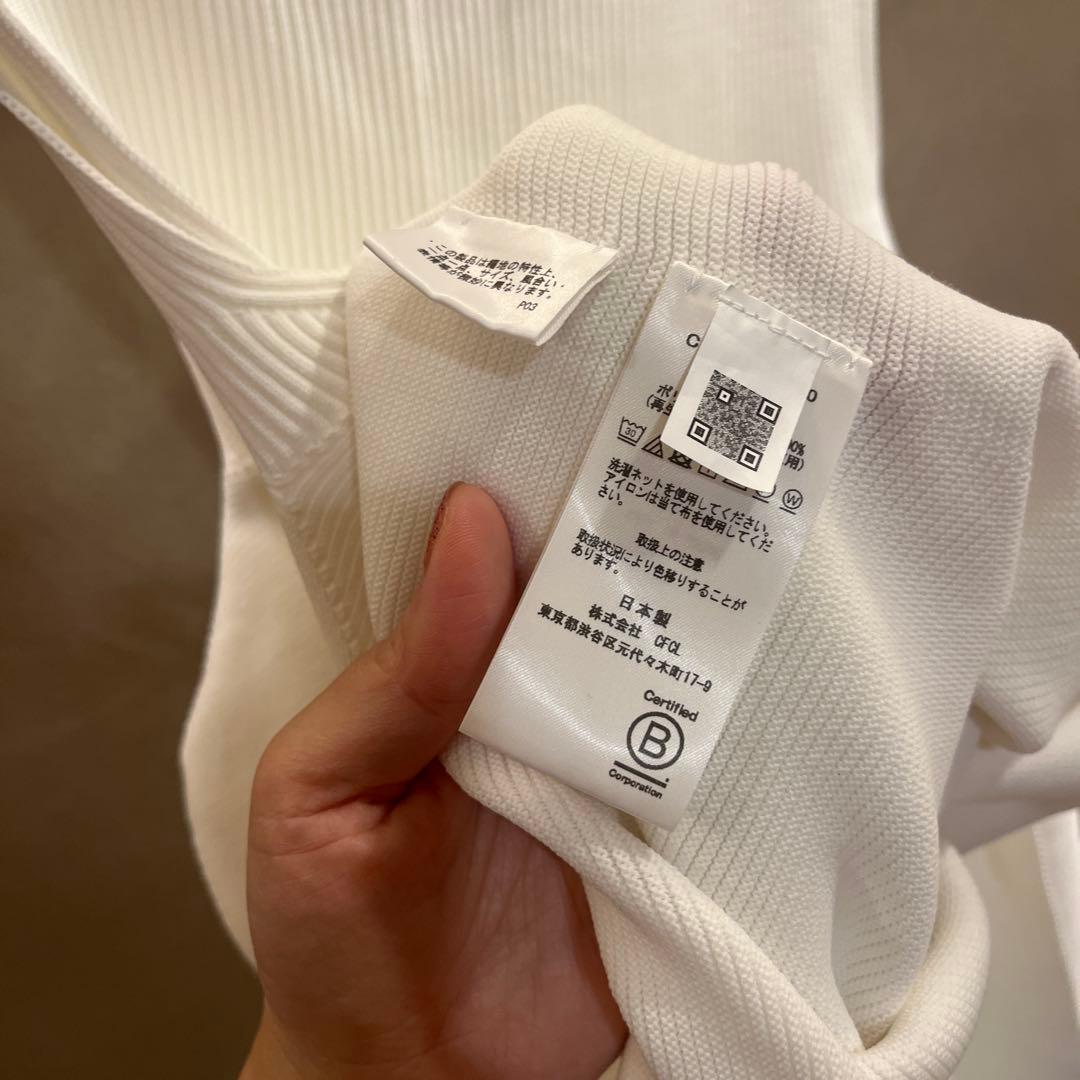 限定値下げCFCL 美品！　ホワイト Vネック ノースリーブ チュニック