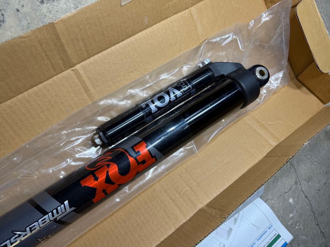 FOX TRIO Front Shockトリオショック スノーバイク ティンバー