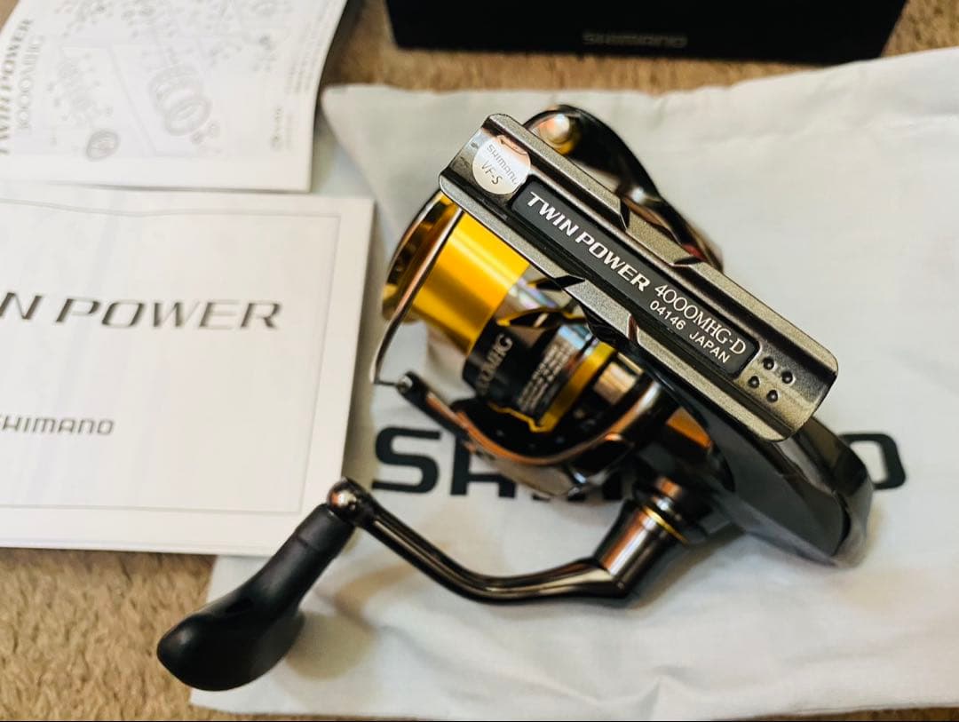 ま*お様 シマノ20ツインパワー4000MHG