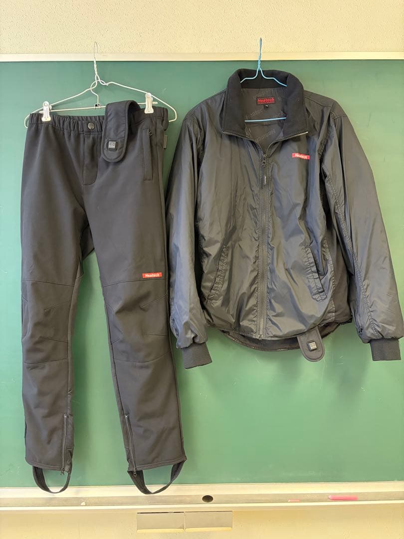 ヒーテック　上下ウェアセット　７Ａ