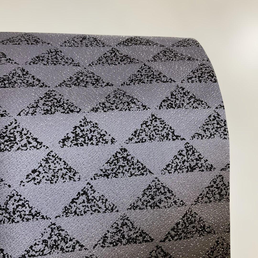 No.2912 未使用シリーズ正絹鱗文様銀通し袋帯　美品