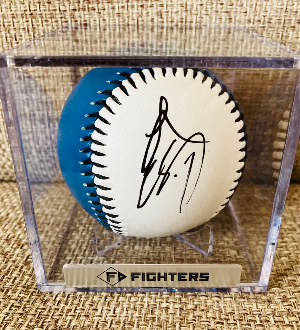 送料無料　北海道日本ハムファイターズ　伊藤大海　直筆サインボール
