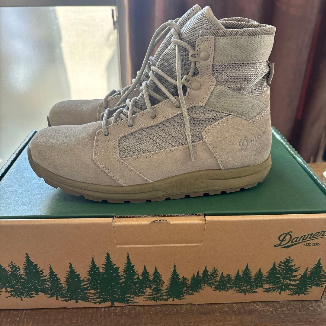 TACHYON 6 ベージュ 42サイズ