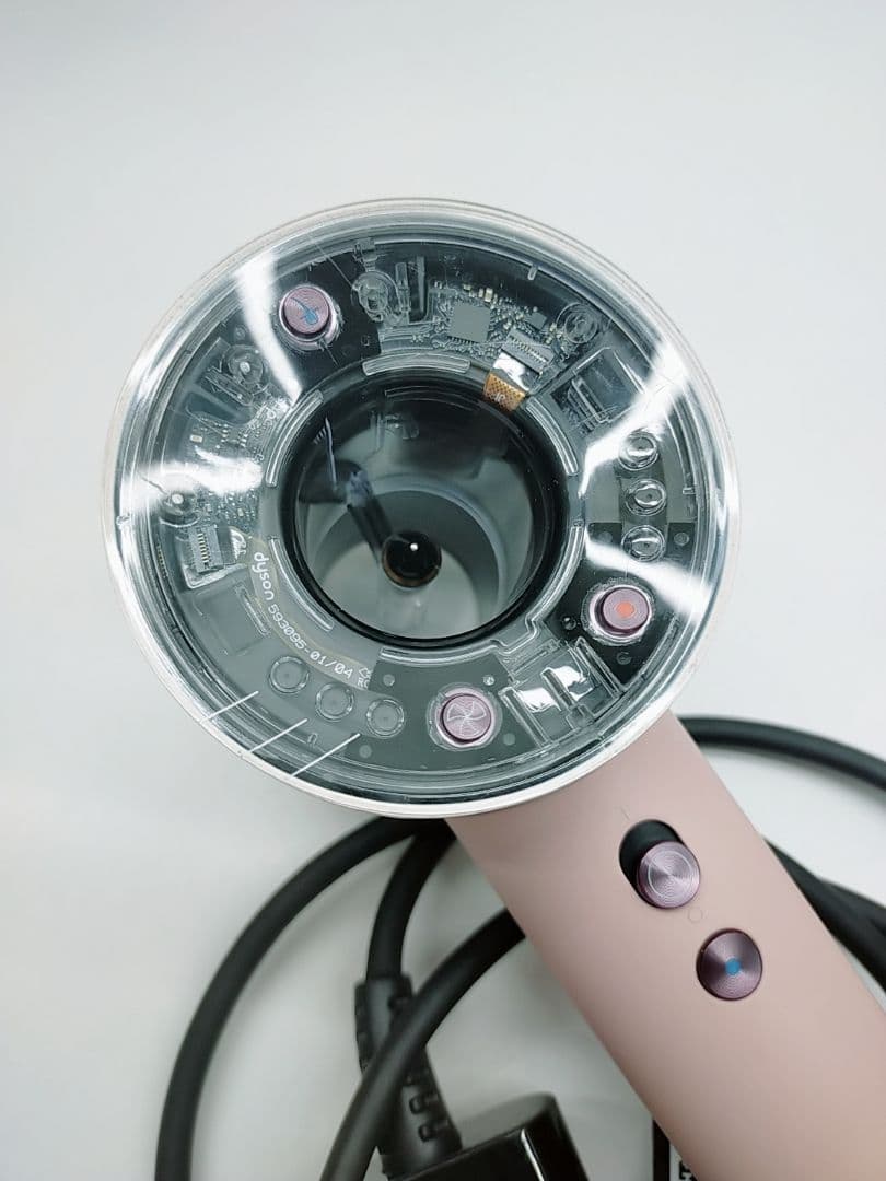 ほぼ未使用品☀最新モデル ダイソン ドライヤー HD16 Dyson