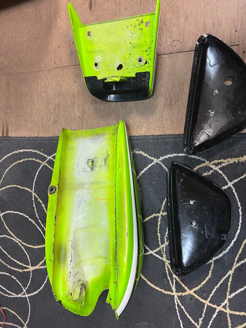 Kawasaki KH400 外装セット