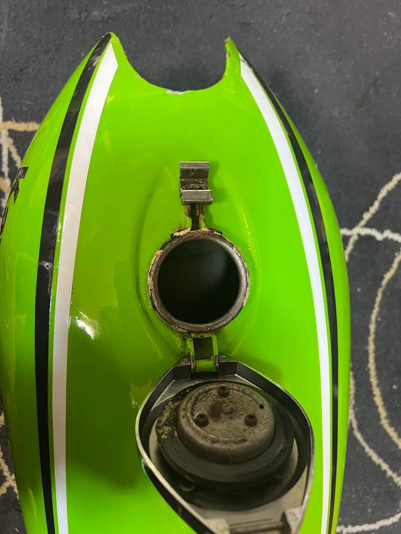 Kawasaki KH400 外装セット