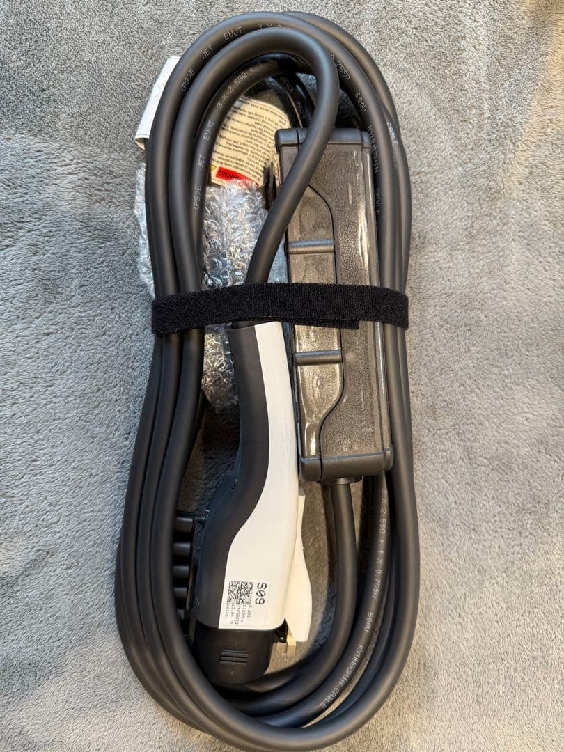 n*2様 100V EV ケーブル（6万円相当）