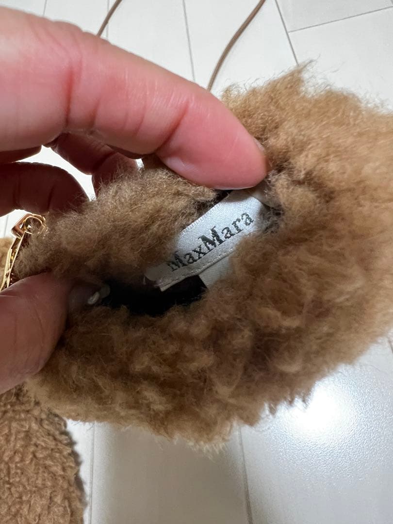 MaxMara ブラウンファーミトン ストラップ付き