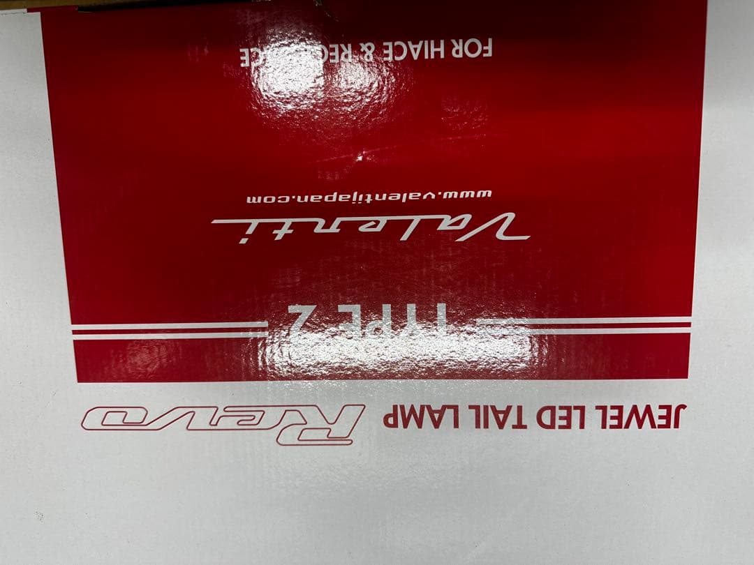 バレンティ　レガンスコラボ　revo TYPE2 テールランプ ハイエース