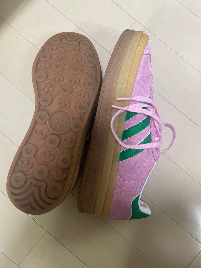 adidas Gazelle ピンク グリーン スニーカー
