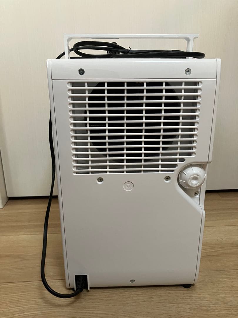 アイリスオーヤマ　除湿機　IJC-J56-W