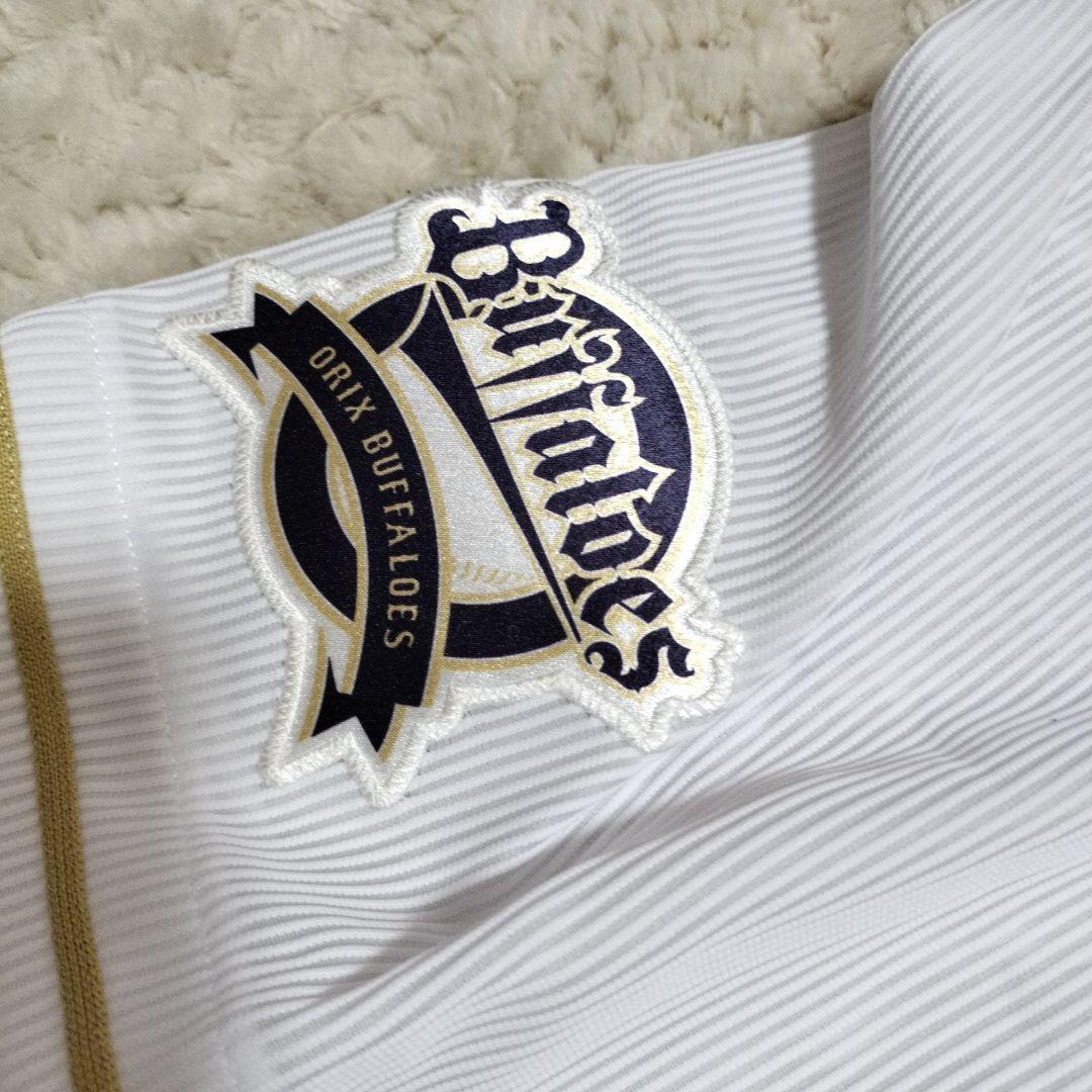 オリックスバファローズ　Ｔ-岡田　実使用　支給ユニフォーム　直筆サイン入り