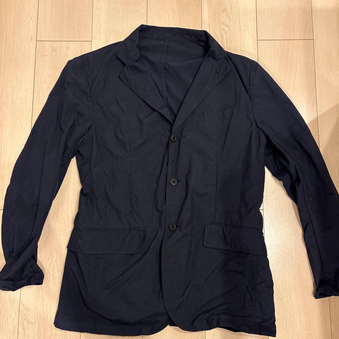 テアトラ パッカブル ジャケット