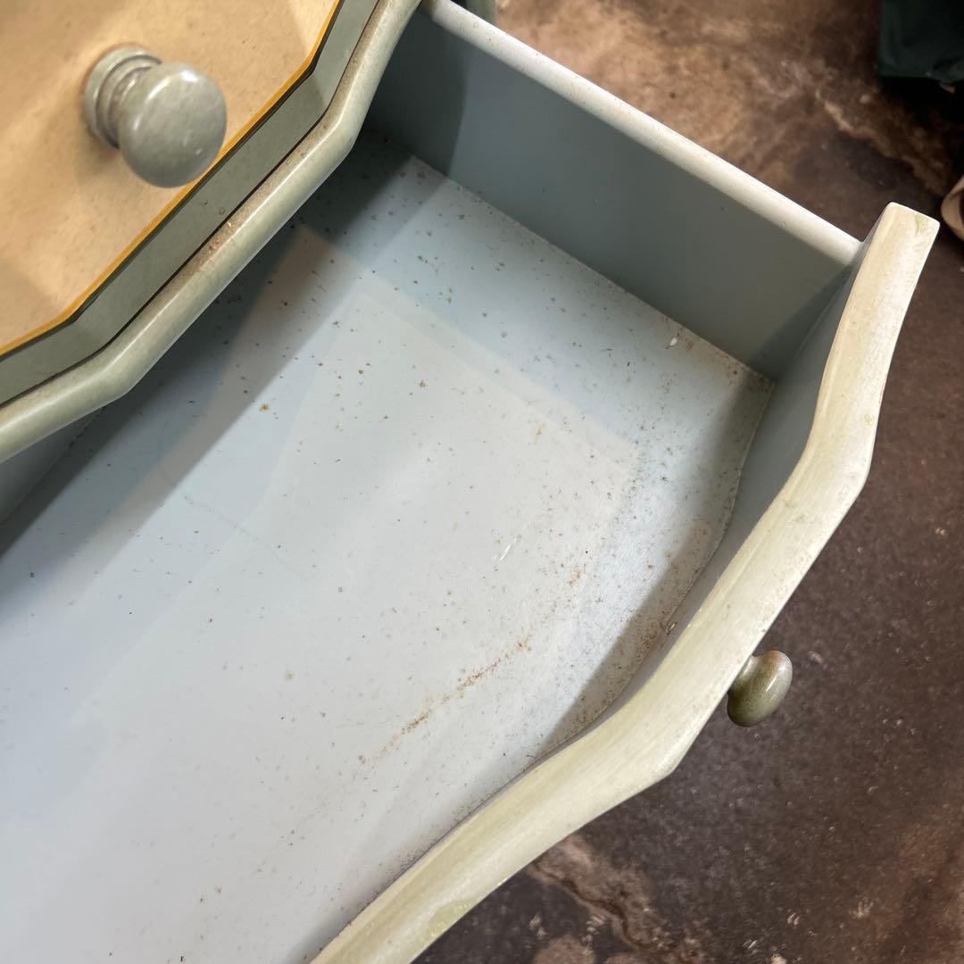 花柄装飾のグリーンタンス 4段