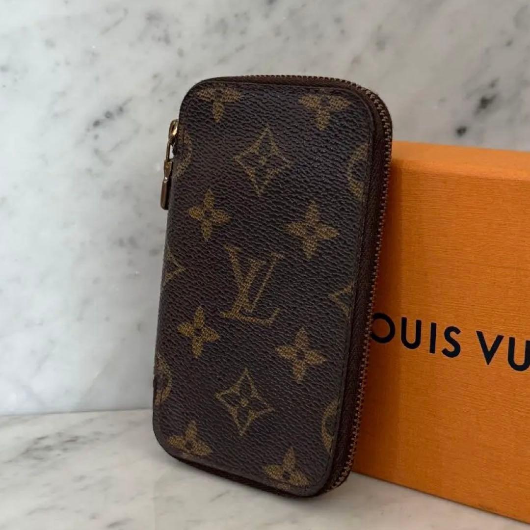 LOUIS VUITTON ルイヴィトン キーケース 本革 レザー ジップ