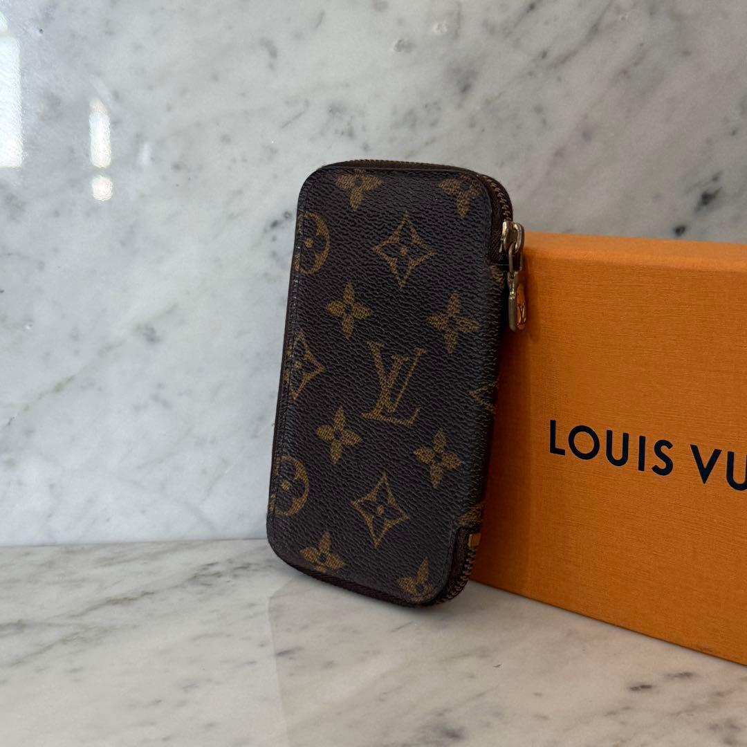 LOUIS VUITTON ルイヴィトン キーケース 本革 レザー ジップ