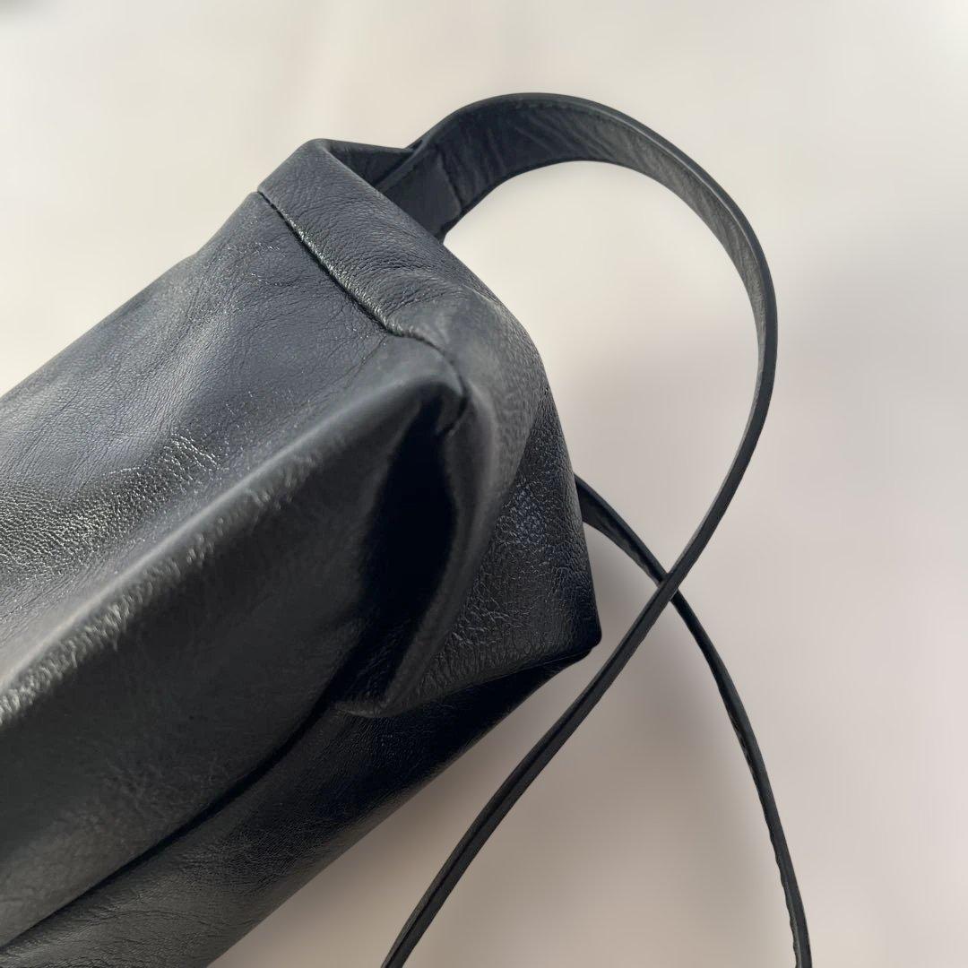 イアパピヨネボックスショルダーバッグ