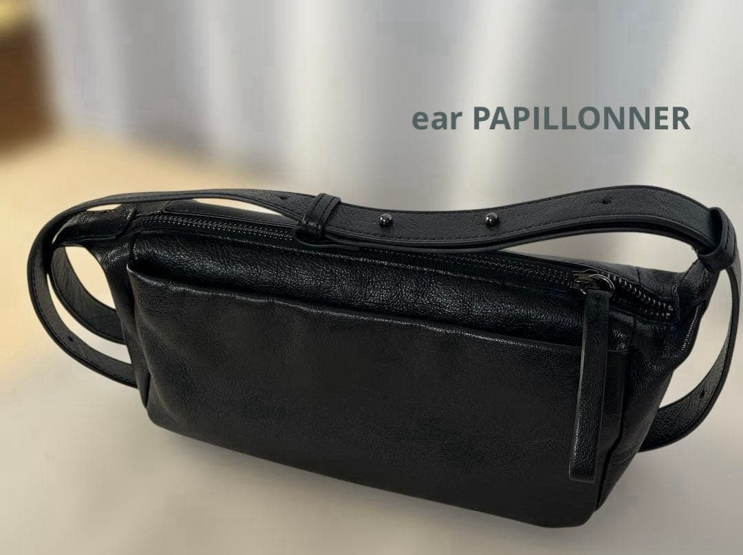 イアパピヨネボックスショルダーバッグ