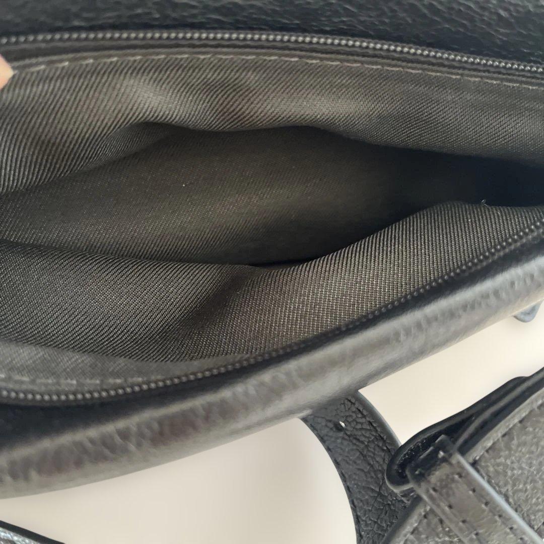 イアパピヨネボックスショルダーバッグ