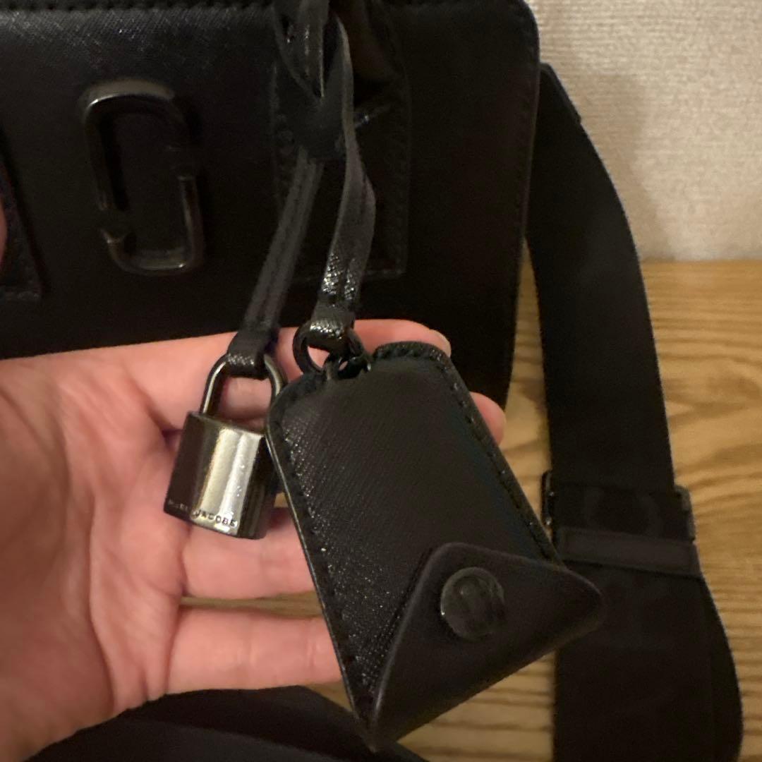 MARC JACOBS マークジェイコブス ブラックショルダーバッグ