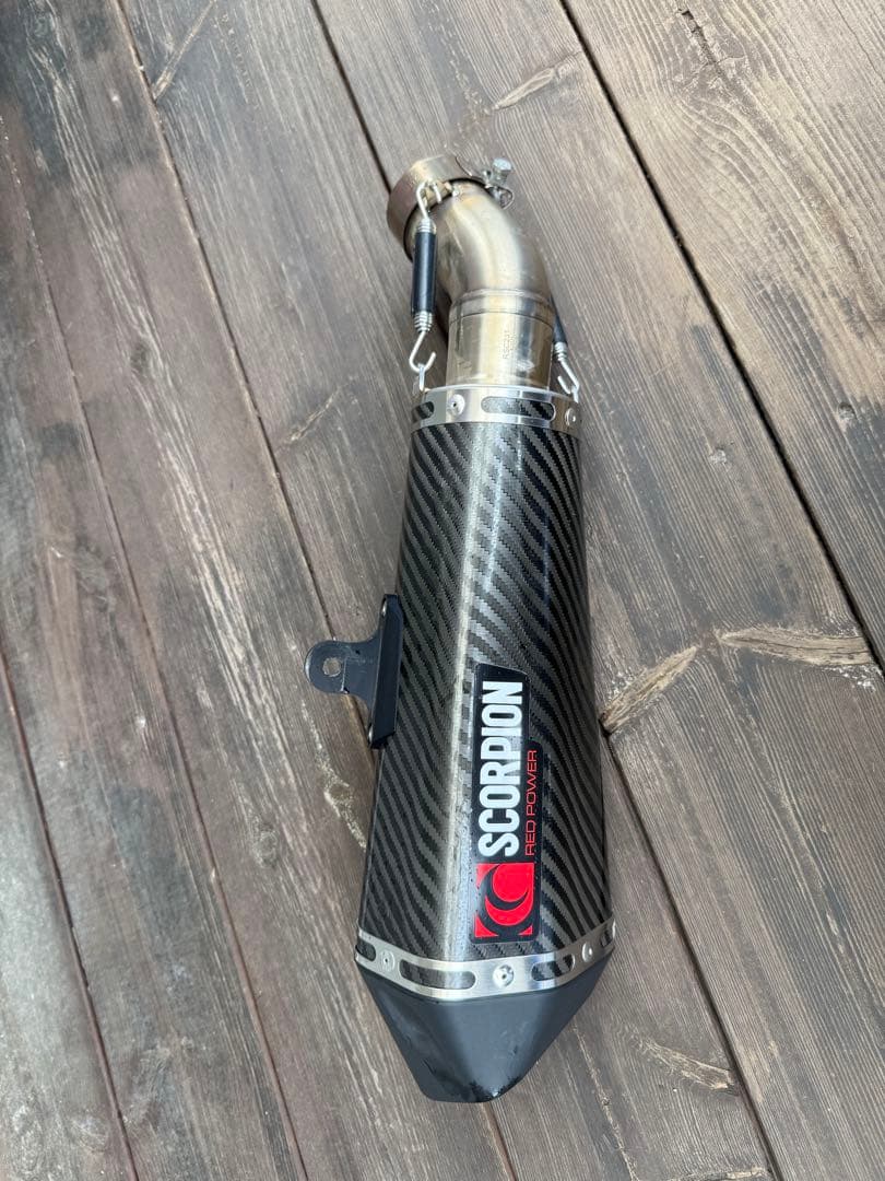 SCORPION カーボンファイバー マフラー