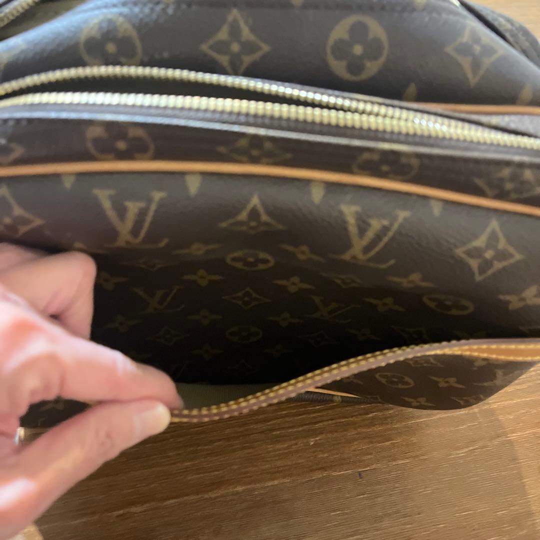 ルイ・ヴィトン モノグラム リポーターショルダーバッグ