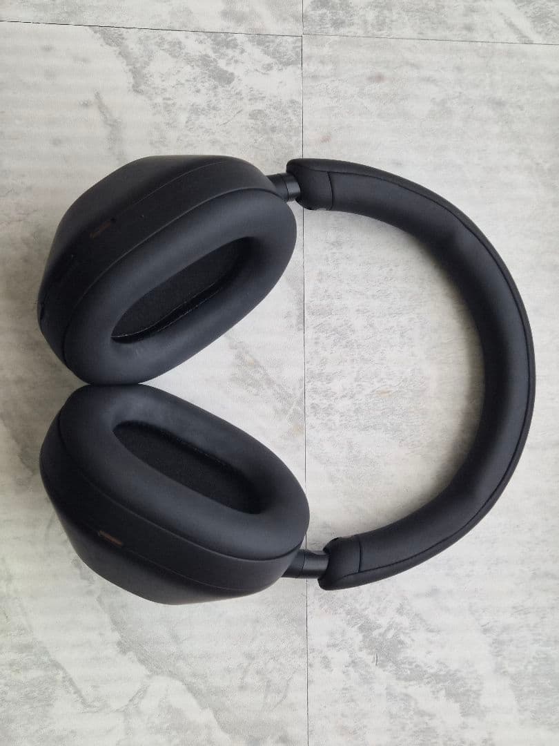 ヘッドホン SONY WH-1000XM5 BLACK