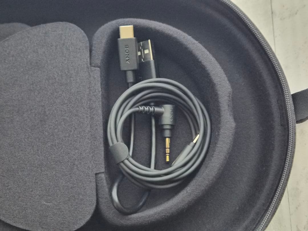 ヘッドホン SONY WH-1000XM5 BLACK