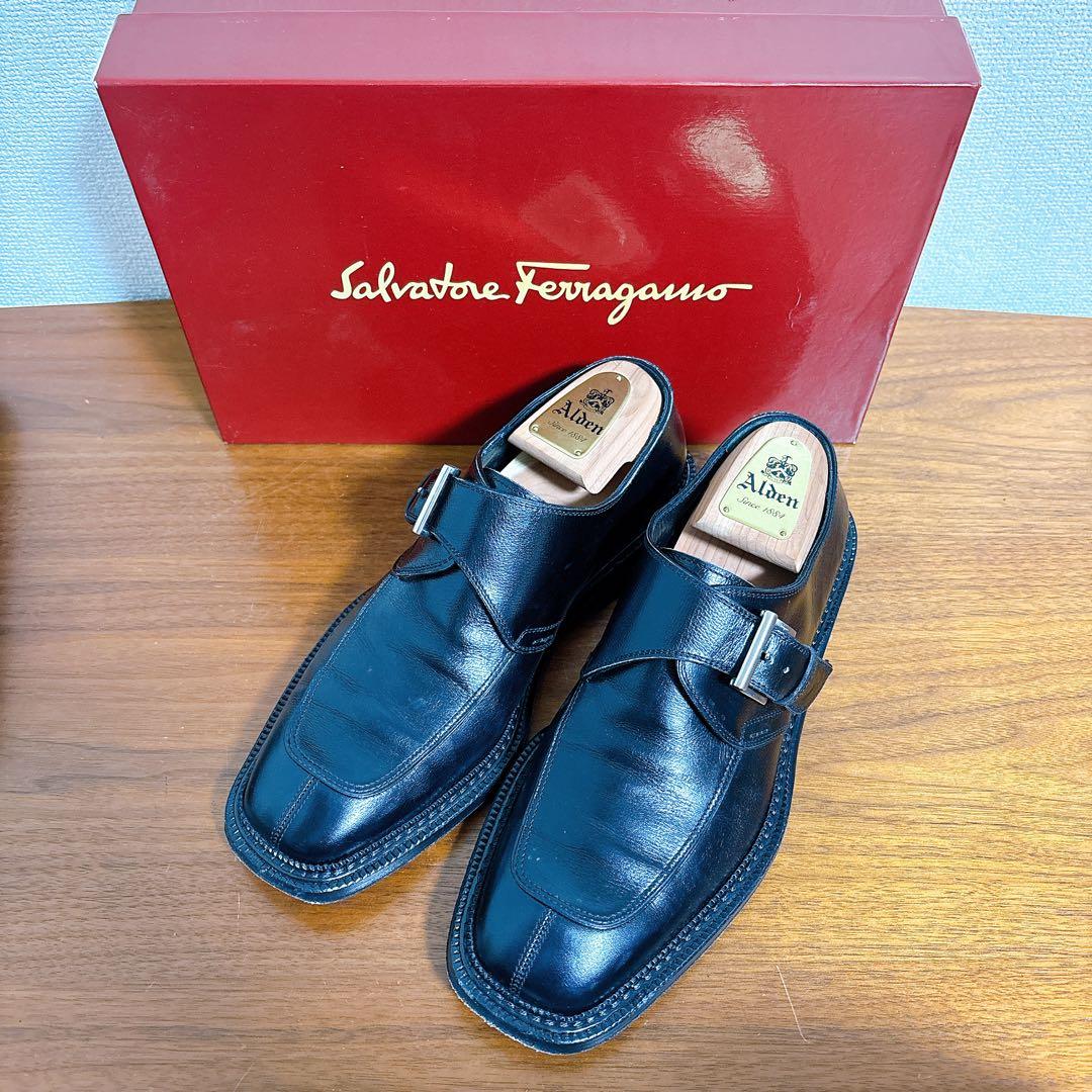 Salvatore Ferragamo SHINE モンクストラップ レザー 黒